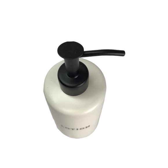 MAGNOLIA Hearth and Hand Lotion "Lotion" Soap Dispenser Beige / Black. - Picture 4 of 7